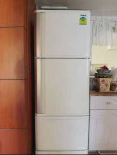 (Category: ) located in . Submitted by cremebrulee18 (Listing ID 1079001109, Image 1). Description: .
