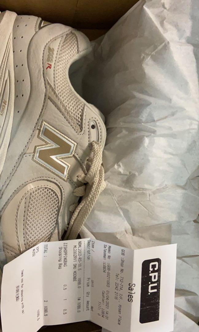 New balance 2002r, 男裝, 鞋, 西裝鞋 