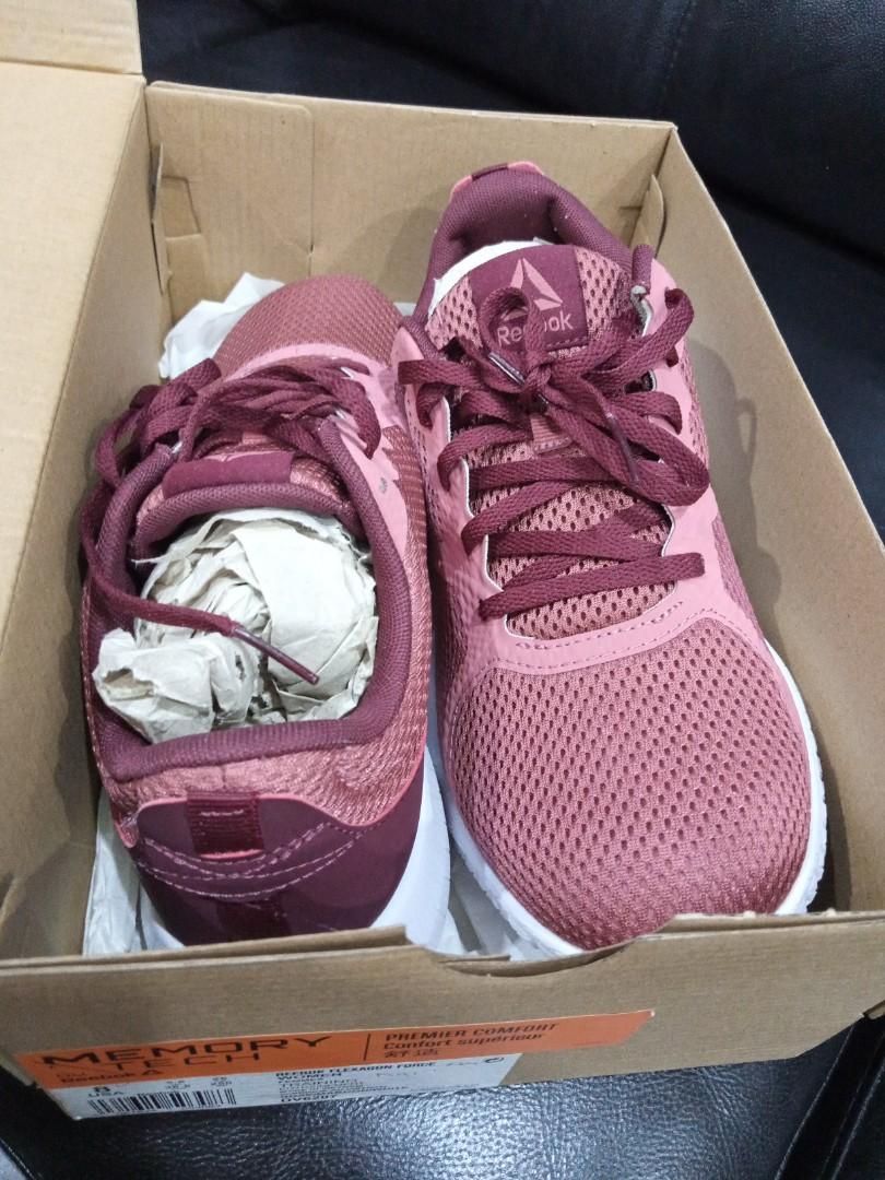 NEW) JUAL RUGI HAMPIR SETENGAH HARGA TOKO : REEBOK PREMIER COMFORT WITH MEMORY  TECH LENGKAP DENGAN DUS, Fesyen Wanita, Sepatu di Carousell