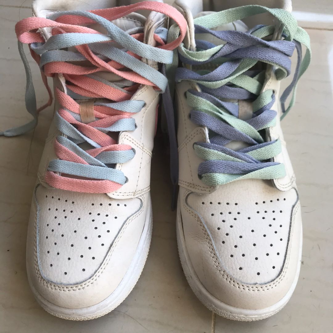Blue white and pink jordans shop