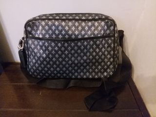 （分類：）位於 。 由 koko.lee 提交（商品編號 1079008975，圖片 1）。簡介： 。