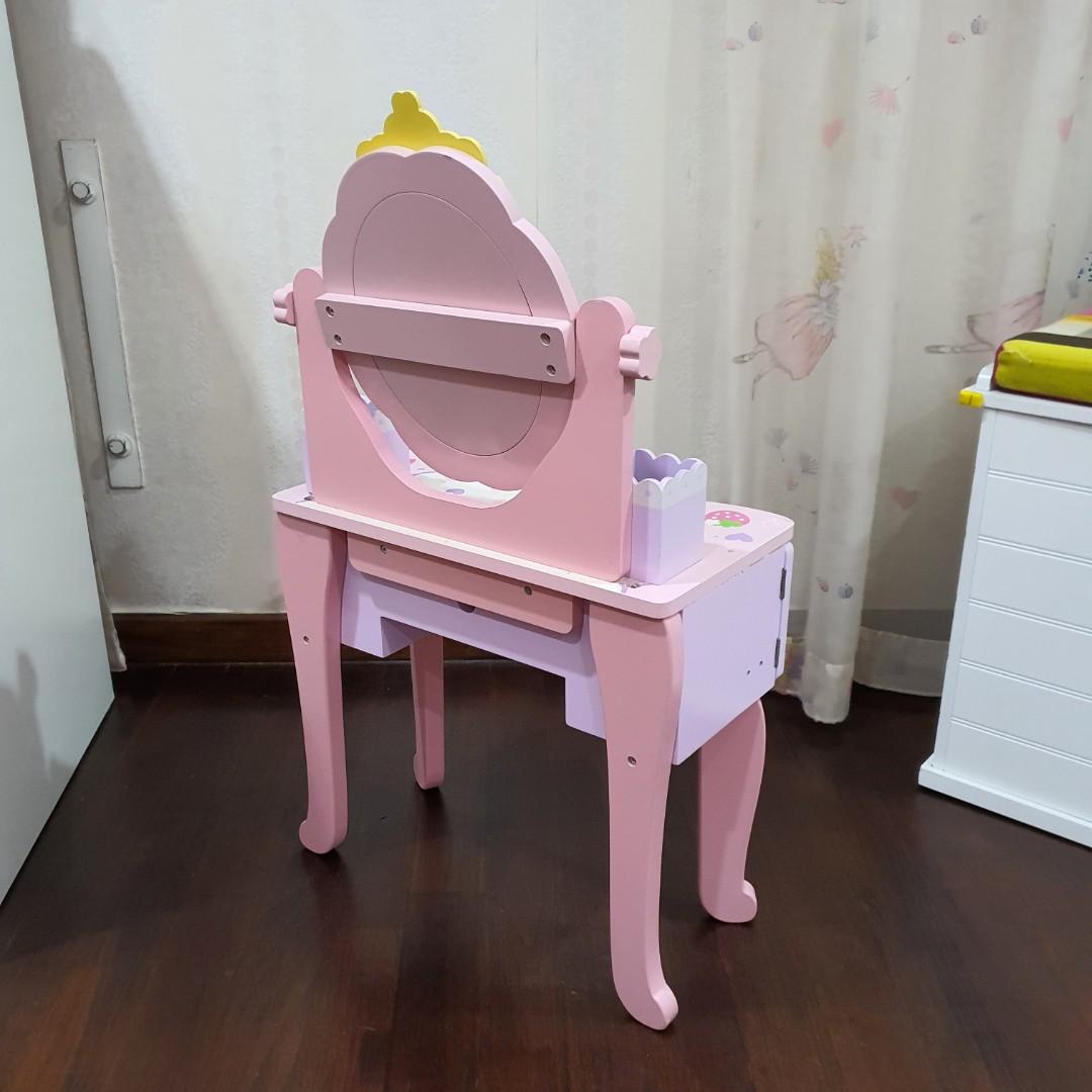 Princess Wooden dressing table, Babies & Kids, Toys & Walkers on Carousell