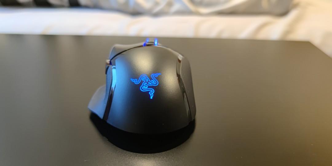 Razer Basilisk Ultimate (without charging dock), Computers & Tech 