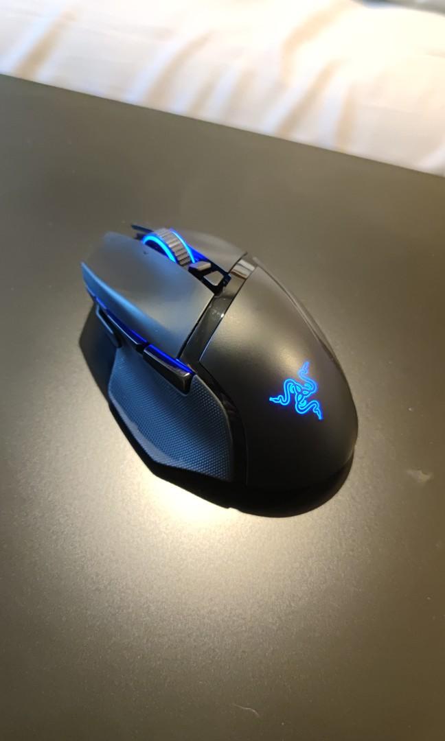 Razer Basilisk Ultimate (without charging dock), Computers & Tech 