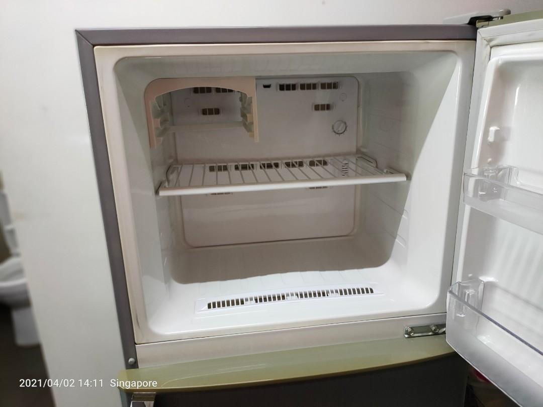 Samsung Rt30 Samsung Fridge RT30SASS, TV & Home Appliances, Kitchen Appliances ...