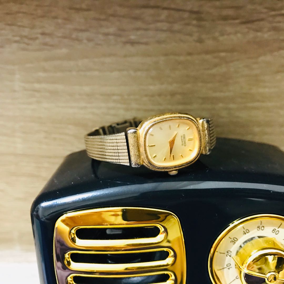 SEIKO QUARTZ 金色小型橢圓形手錶女錶精工錶方形錶老錶早期古物老物