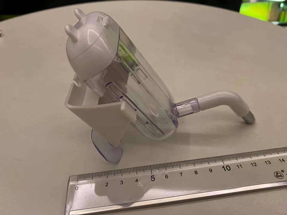 Hamster suction outlet water bottle