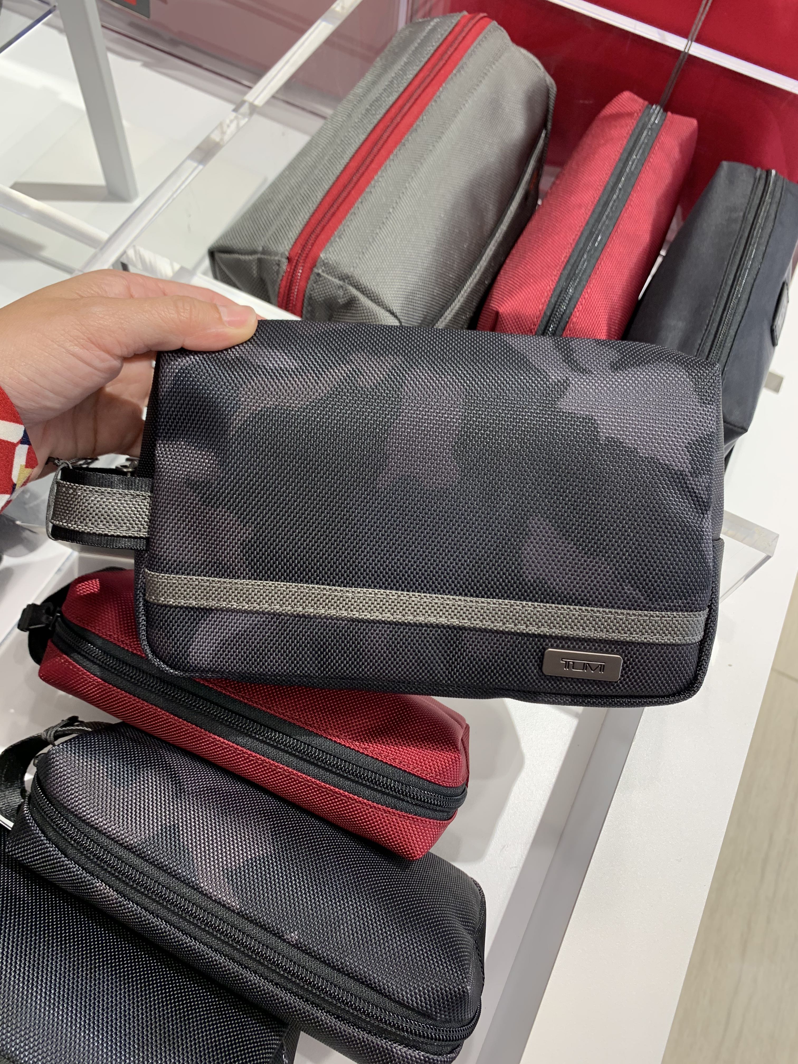 TUMI Medium Kit Men s Fashion Watches Accessories Wallets