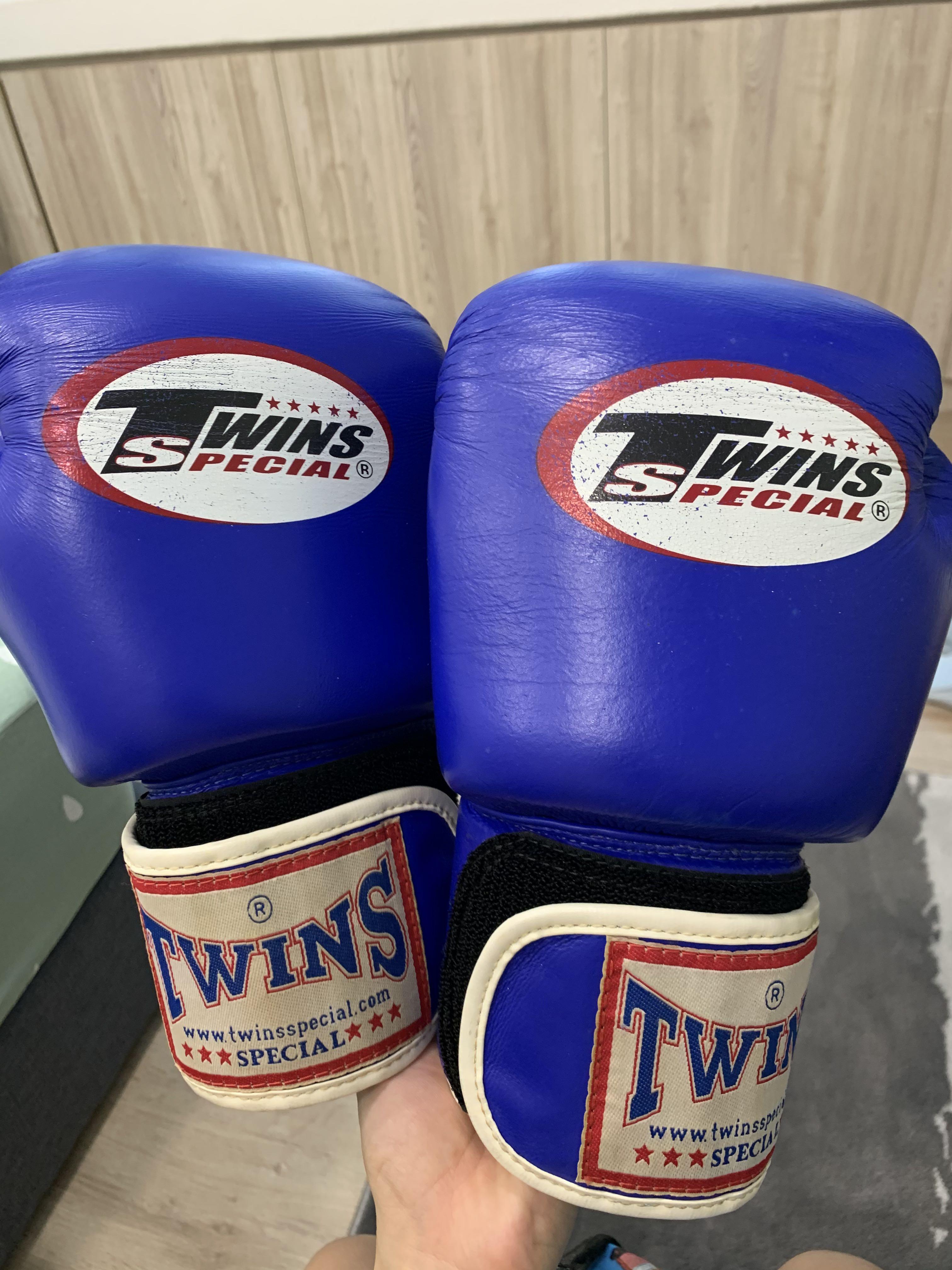 Twins 10oz Muay Thai gloves Sports Equipment Sports Games