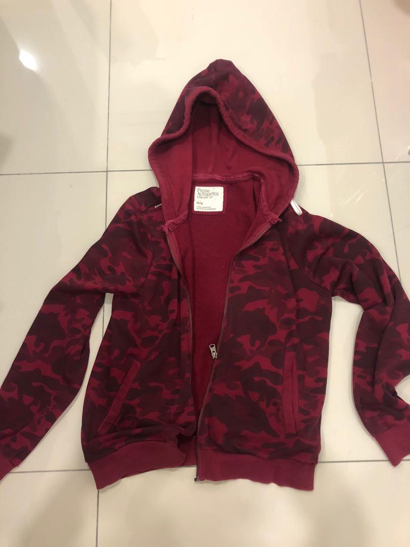Jacket (Category: Hoodies) located in Kuala Lumpur. Submitted by whtalsosellla (Listing ID 1078992774, Image 1). Description: Unisex Padini Red Army Jacket hoodies / sweatshirt / jacket Condition tiptop, seldom use just found it inside my cabinet Size M can fit S and M #hoodie #sweater #tops #shirt #long sleeve #padini #nike .