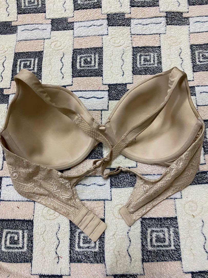 Vanity Fair bra 38C / 40B, Women's Fashion, Tops, Blouses on Carousell