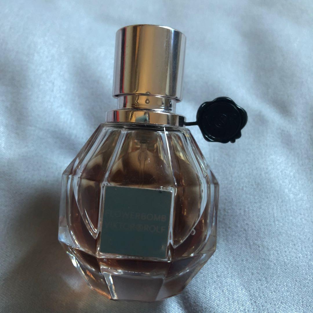 Victor Rolf Flowerbomb Edp 30ml Beauty Personal Care Fragrance Deodorants On Carousell Victor Rolf Flowerbomb Edp 30ml Beauty Personal Care Fragrance Deodorants On Carousell