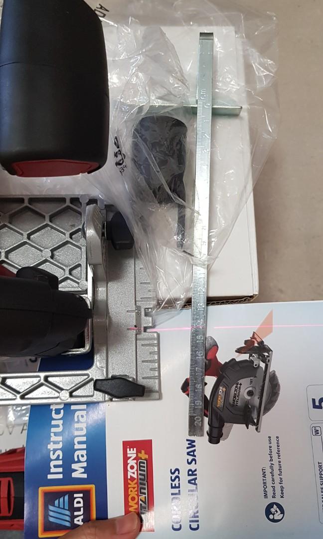 Workzone cordless circular saw and angle grinder, Commercial & Industrial, Construction Tools