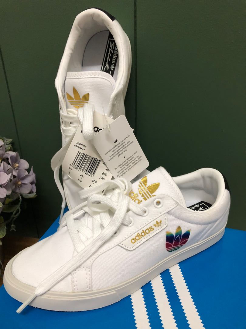 Adidas originals white sleek lo trainers hot sale