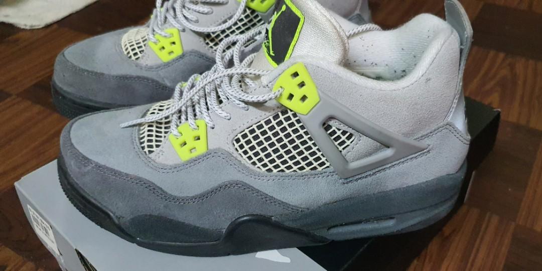Jordan 4 store le neon