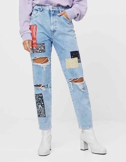 Bershka Patchwork Mom Ripped Jeans, Fesyen Wanita, Pakaian Wanita, Bawahan  di Carousell