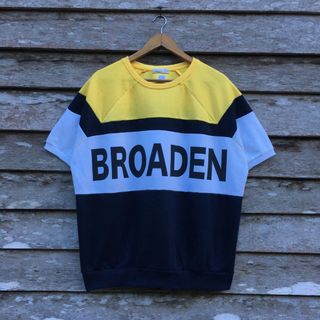 (Category: ) located in . Submitted by second.garments (Listing ID 1082797364, Image 1). Description: .