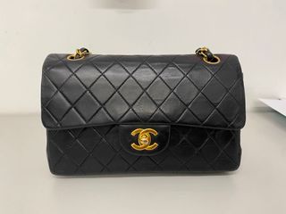 （分類：）位於 。 由 loveshoppingchanel 提交（商品編號 1082775389，圖片 1）。簡介： 。