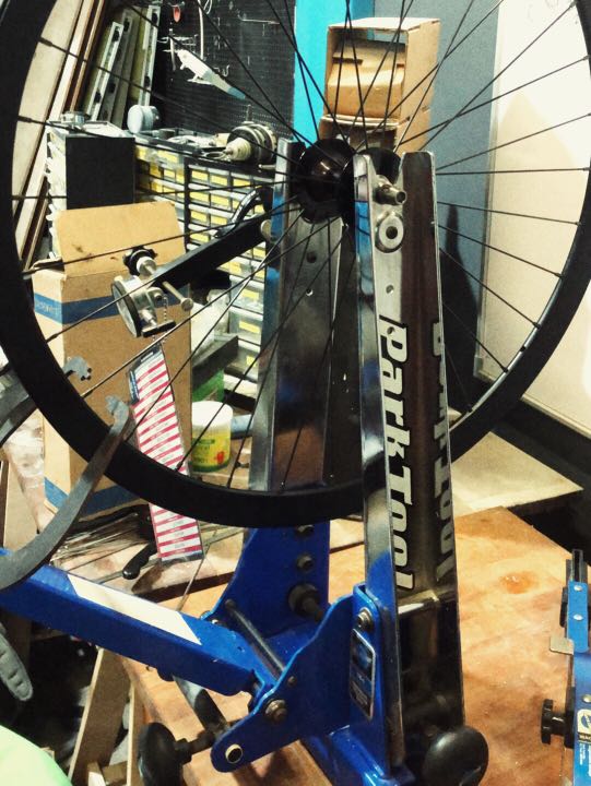 Custom Bicycle Wheel Building Service, Sports Equipment, Bicycles