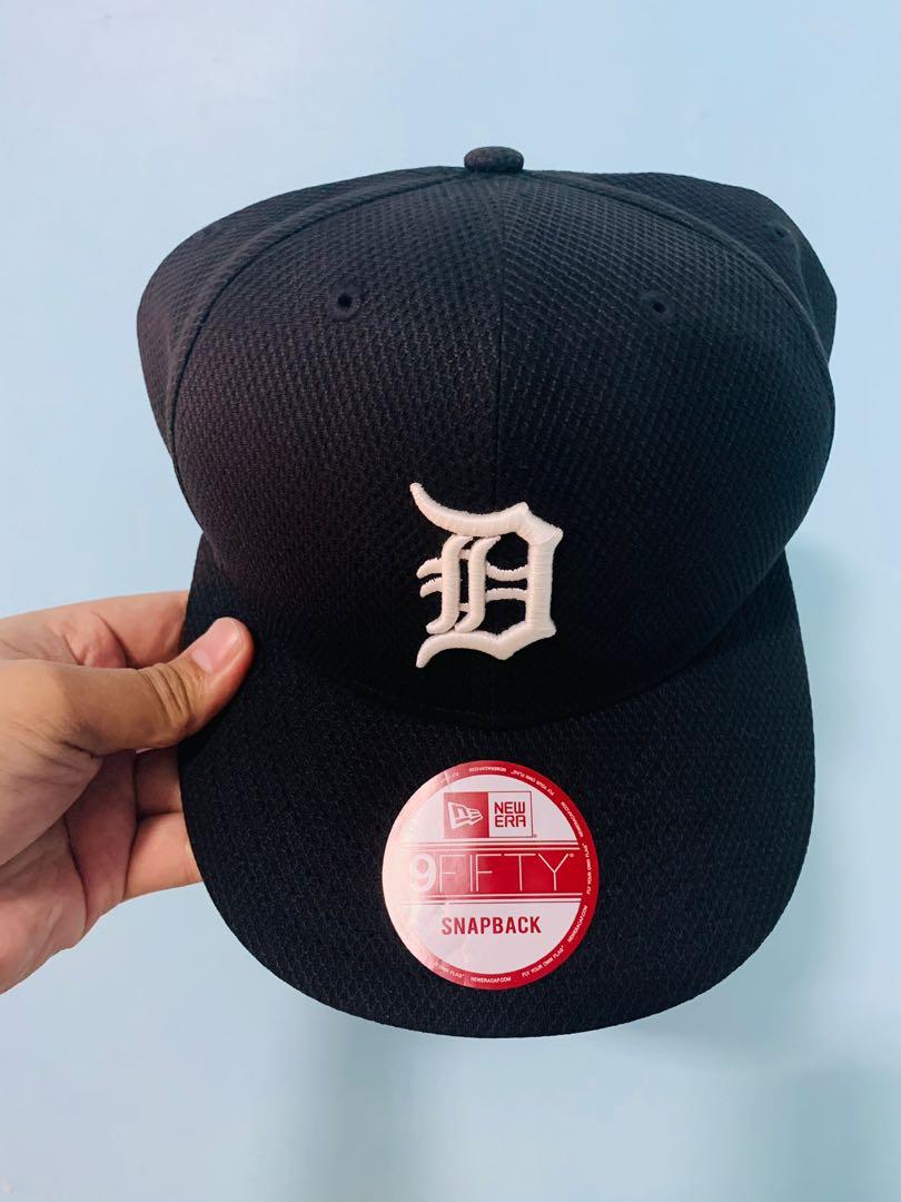 Vintage cap new era detroit tigers snapback, Men's Fashion, Watches &  Accessories, Cap & Hats on Carousell