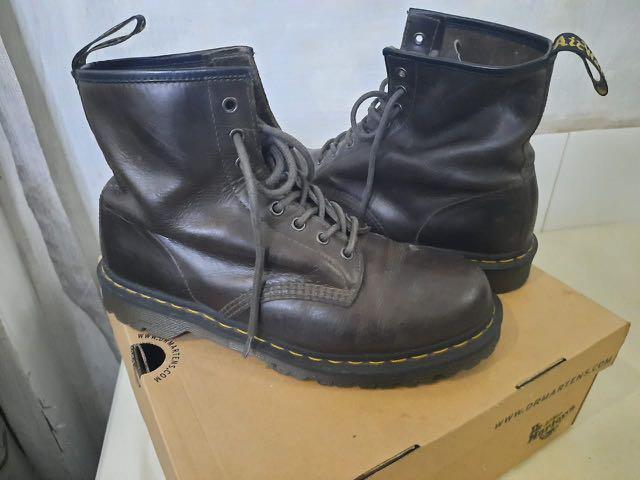 Daftar harga Sepatu Dr Martens Airwair Bulan Juni 2022