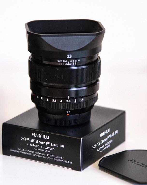 FUJIFILM 23mm f1.4 Lens & Fujifilm square LH-XF23 Lens Hood For Sale