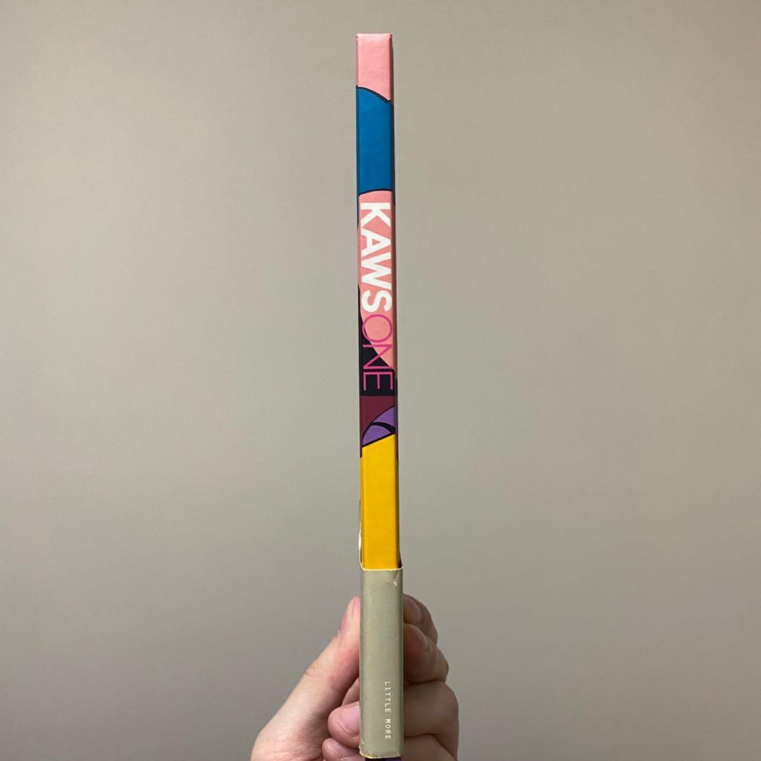 Kaws One》Tokyo First 2001 Kawsone Kaws 畫冊畫集, 興趣及遊戲, 手作