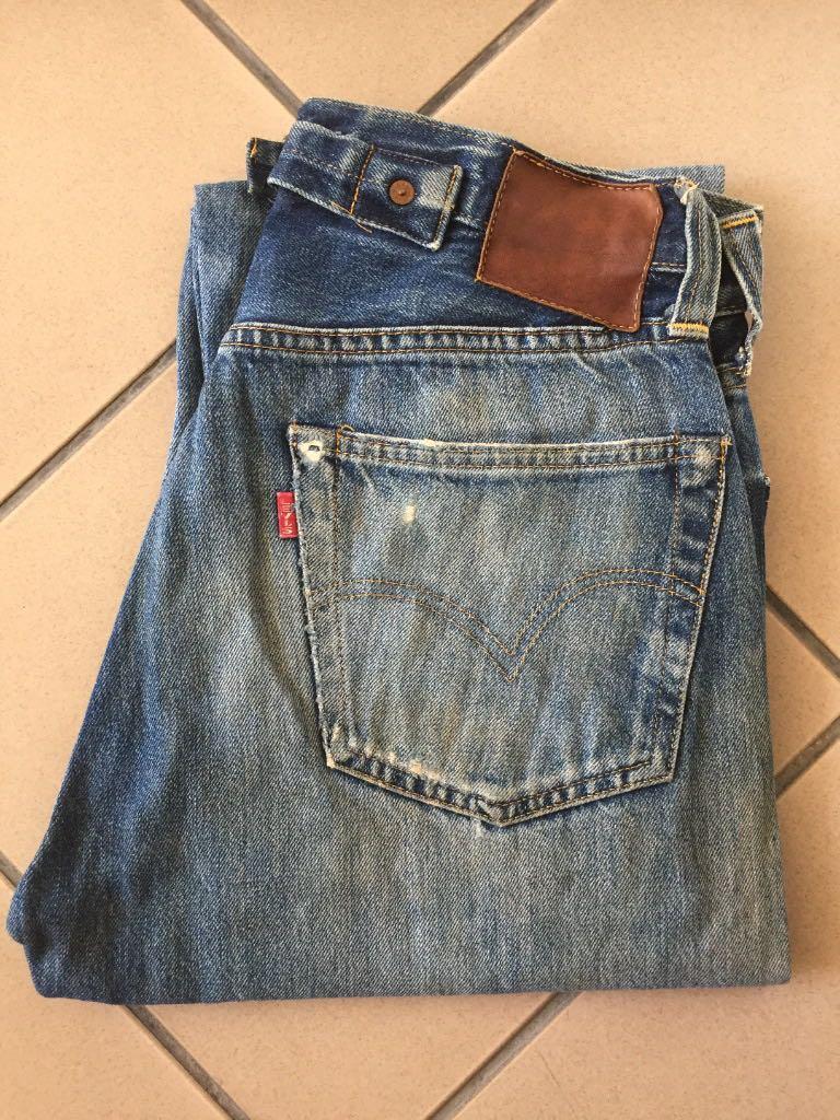 Levis 201xx Buckle back big e selvedge jeans LVC butang 555, Men's Fashion,  Bottoms, Jeans on Carousell