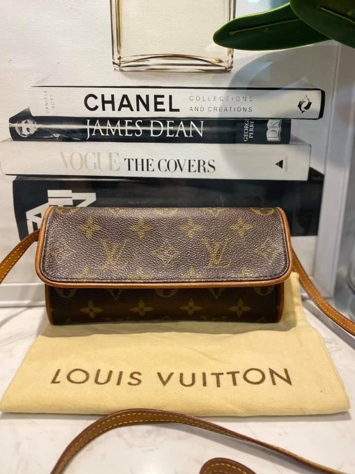 LV Twin Pochette PM in Monogram (Category: Luxury Bags & Wallets) located in Manila. Submitted by bagislifeshop (Listing ID 1082799301, Image 1). Description: On Hand in PH🇵🇭 100% Authentic LV Twin Pochette PM in Monogram Condition: 8.5/10 Comes with Dustbag and Leather Strap Disclaimer: All Products, Names, Brands, and Logos are owned by their respective brand owners. We are not affiliated with the Brand featured in this post..