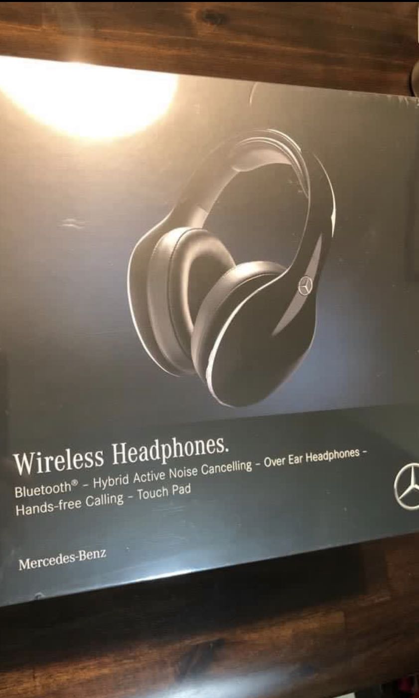 38500円連続再生Mercedes Benz wireless Headphones - ヘッドフォン ...