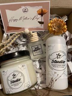 Mother’s Day Candle Gift Box