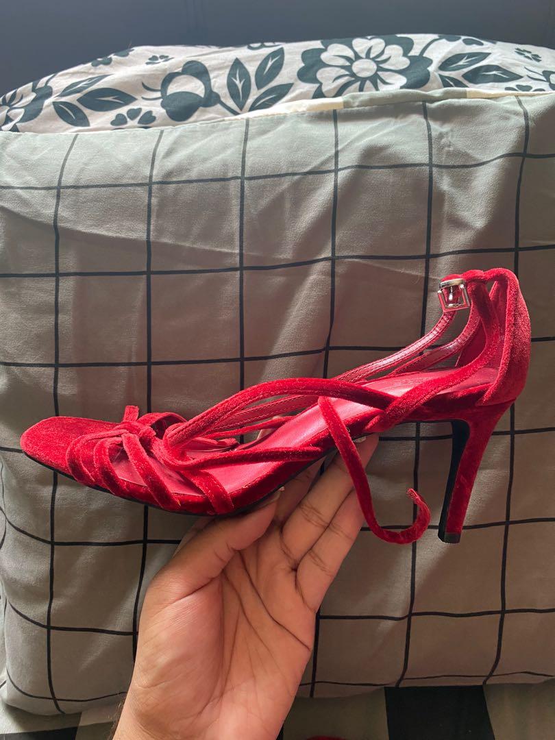 Red heels Clearance