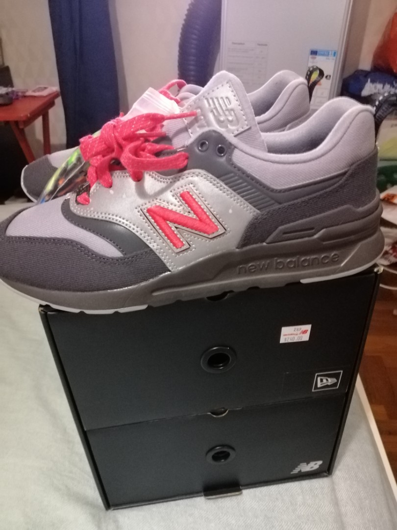 New balance 997 x New Era box set with 