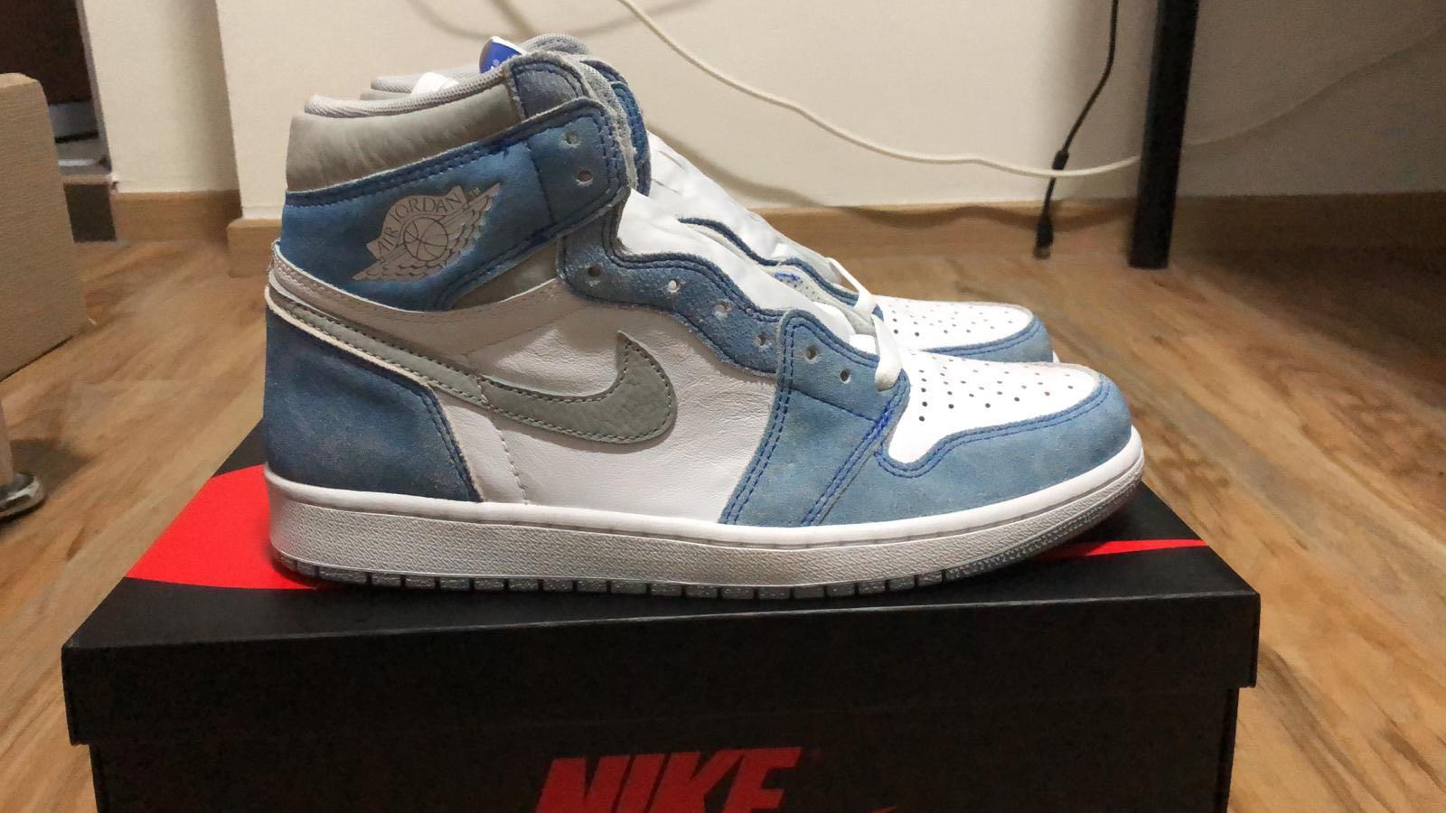 Nike Air Jordan 1 Retro High OG hyper royal, Men's Fashion, Footwear,  Sneakers on Carousell