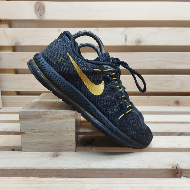 Nike zoom vomero 12 giá sale