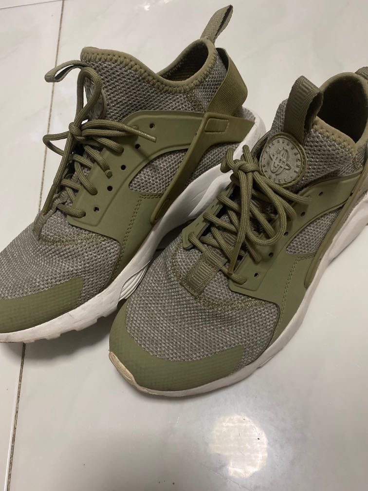 nike huarache olive green white