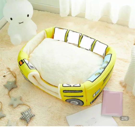 Snoopy peanuts dog bed, Pet Supplies, Homes & Other Pet Accessories on