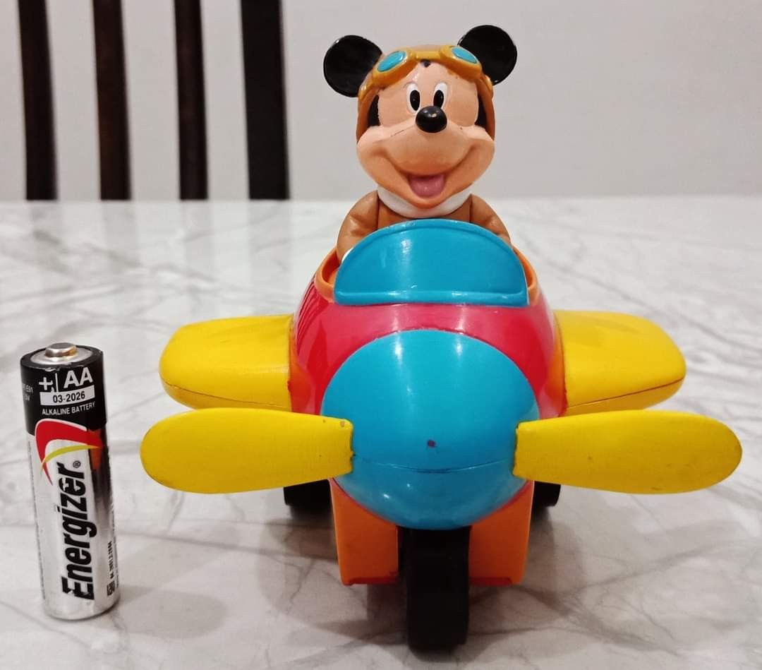 Mickey mouse airplane toy clearance