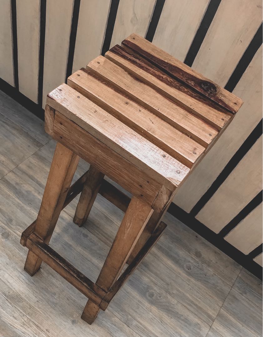 Wooden clearance stool chair