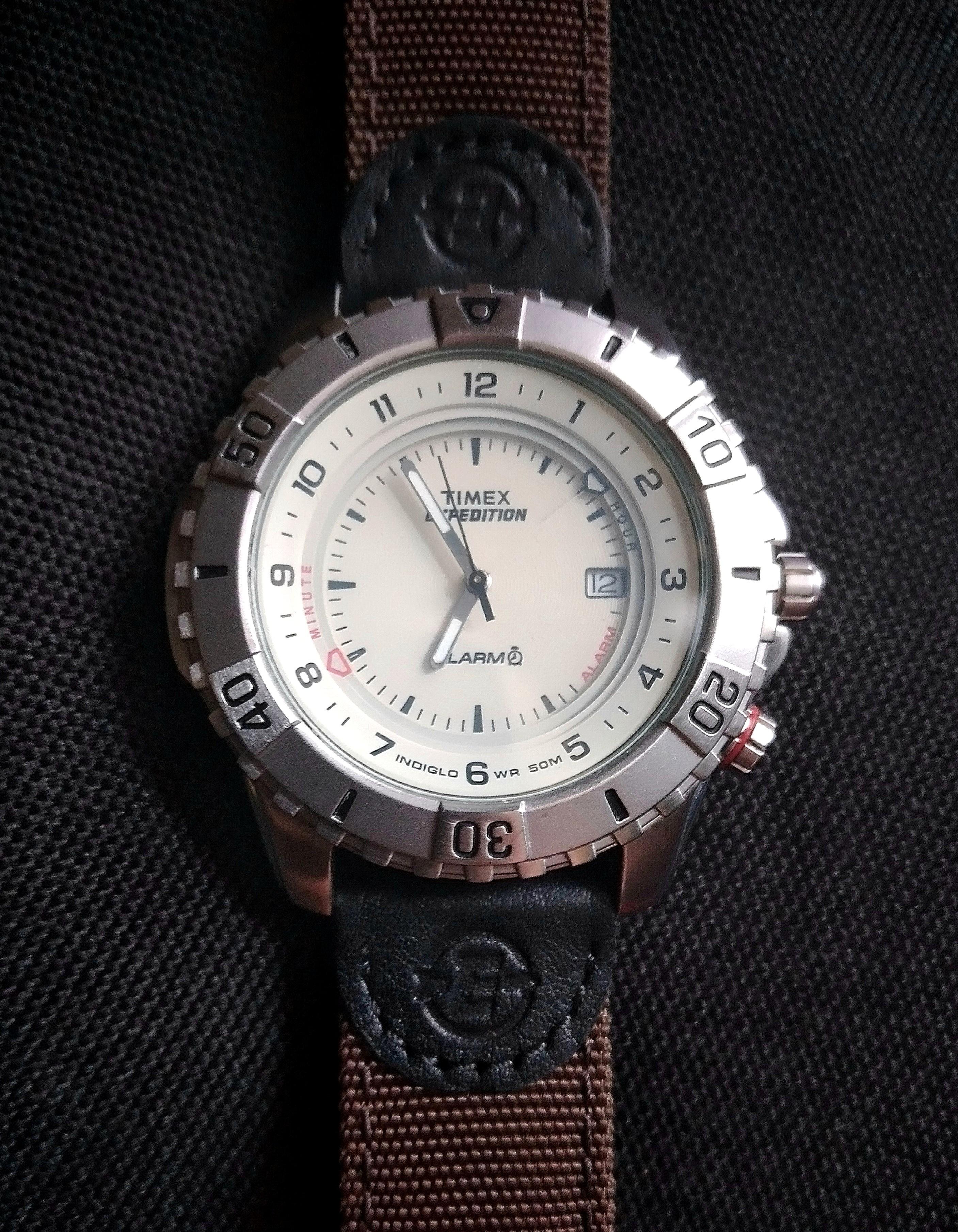Authentic Timex Expedition turn n pull Easy Set Alarm Analog