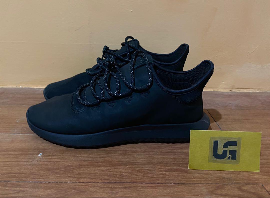 Adidas Tubular Black (Category: Sneakers) located in Pasig City. Submitted by betterthesecondtimearound (Listing ID 1082929333, Image 1). Description: Tubular Black 8.5/10 Size US 9.