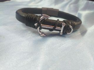 Anchor LEATHER Bracelet all good quality