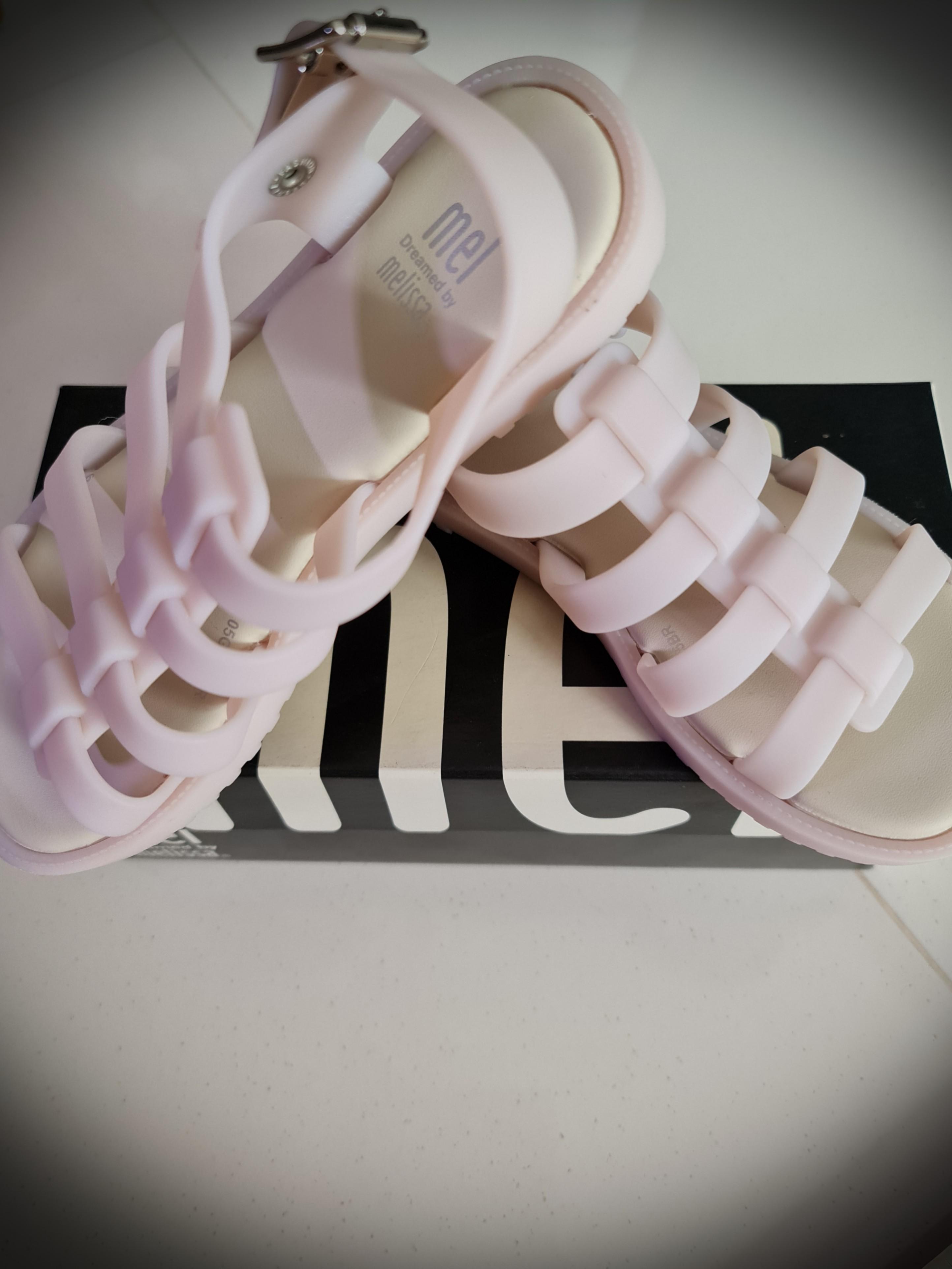 Authethic Melissa Flox Sandal Beige