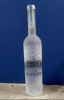 (Category: ) located in . Submitted by wine888 (Listing ID 1083029634, Image 1). Description: .
