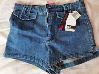 (Category: ) located in . Submitted by loladots (Listing ID 1083040920, Image 1). Description: .