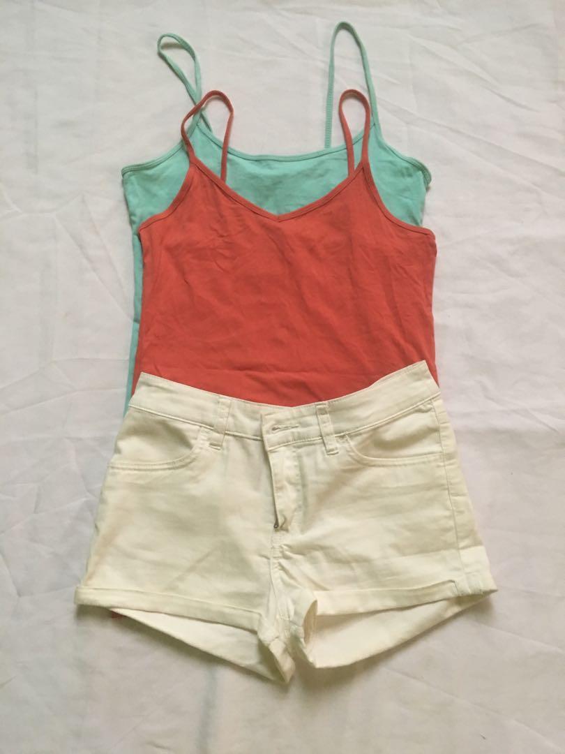 Take all Forever21 tops H&M short (Category: Sleeveless) located in Dagupan City. Submitted by downsizingthings (Listing ID 1082920442, Image 1). Description: Original not overuns Take all for 300 rfs: down sizing clothes .