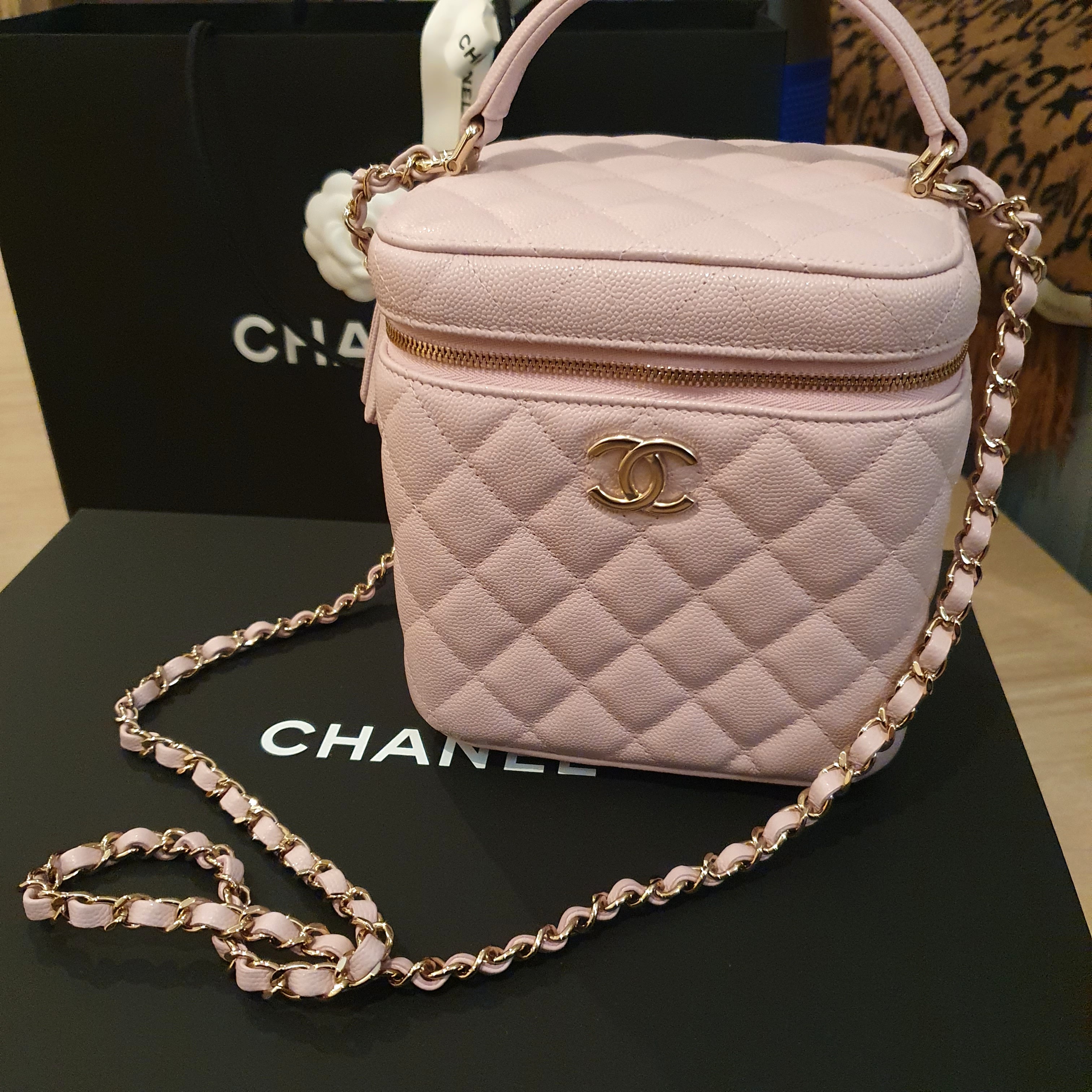 Chanel 21S Rose Claire Caviar Small Vanity Case with Chain & Handle,  Luxury, Bags & Wallets on Carousell