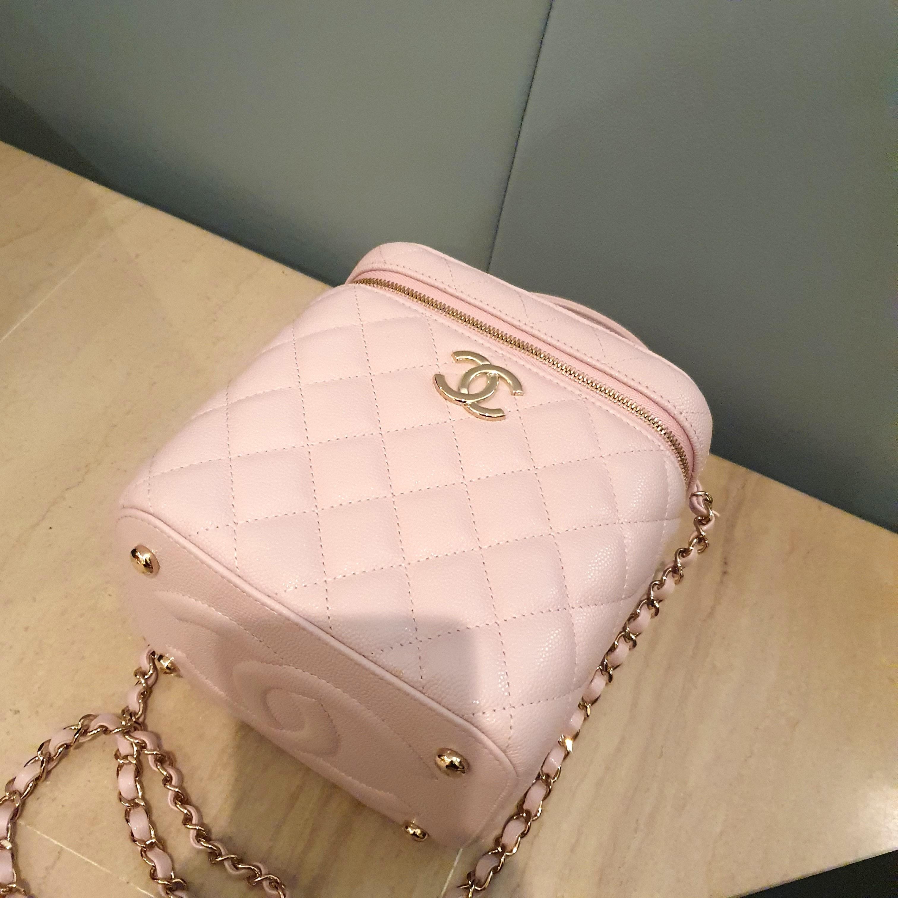 Chanel 21S Rose Claire Caviar Small Vanity Case with Chain