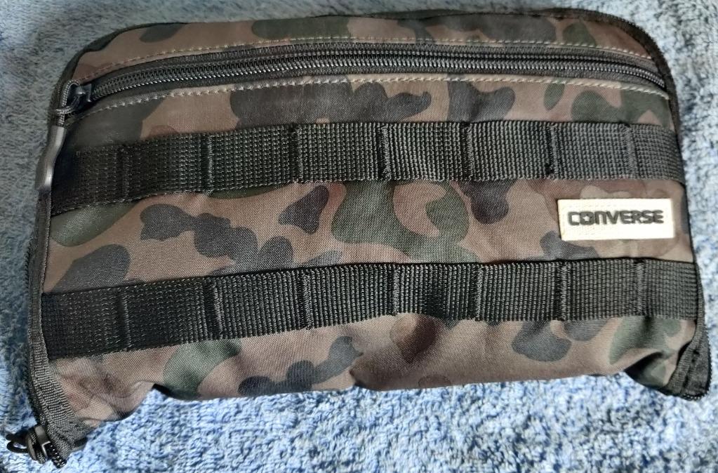 Converse Camouflage Foldable Backpack (Category: Backpacks) located in Quezon City. Submitted by ryuko.matoi (Listing ID 1082906903, Image 2). Description: Converse Camouflage Foldable Backpack No issues No tear All zippers are working No trade/swaps No reservation MOP - BPI.