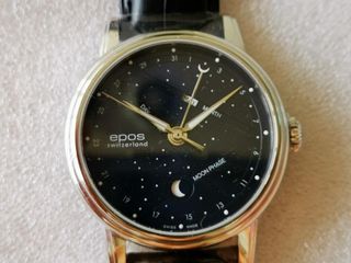 （分類：）位於 。 由 watch-collector 提交（商品編號 1082839253，圖片 1）。簡介： 。